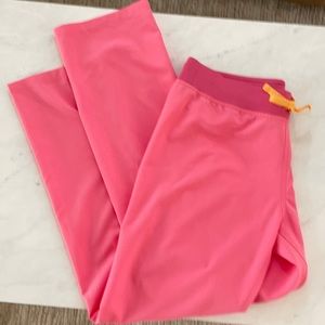 Figs medium Livingston bottoms NWOT